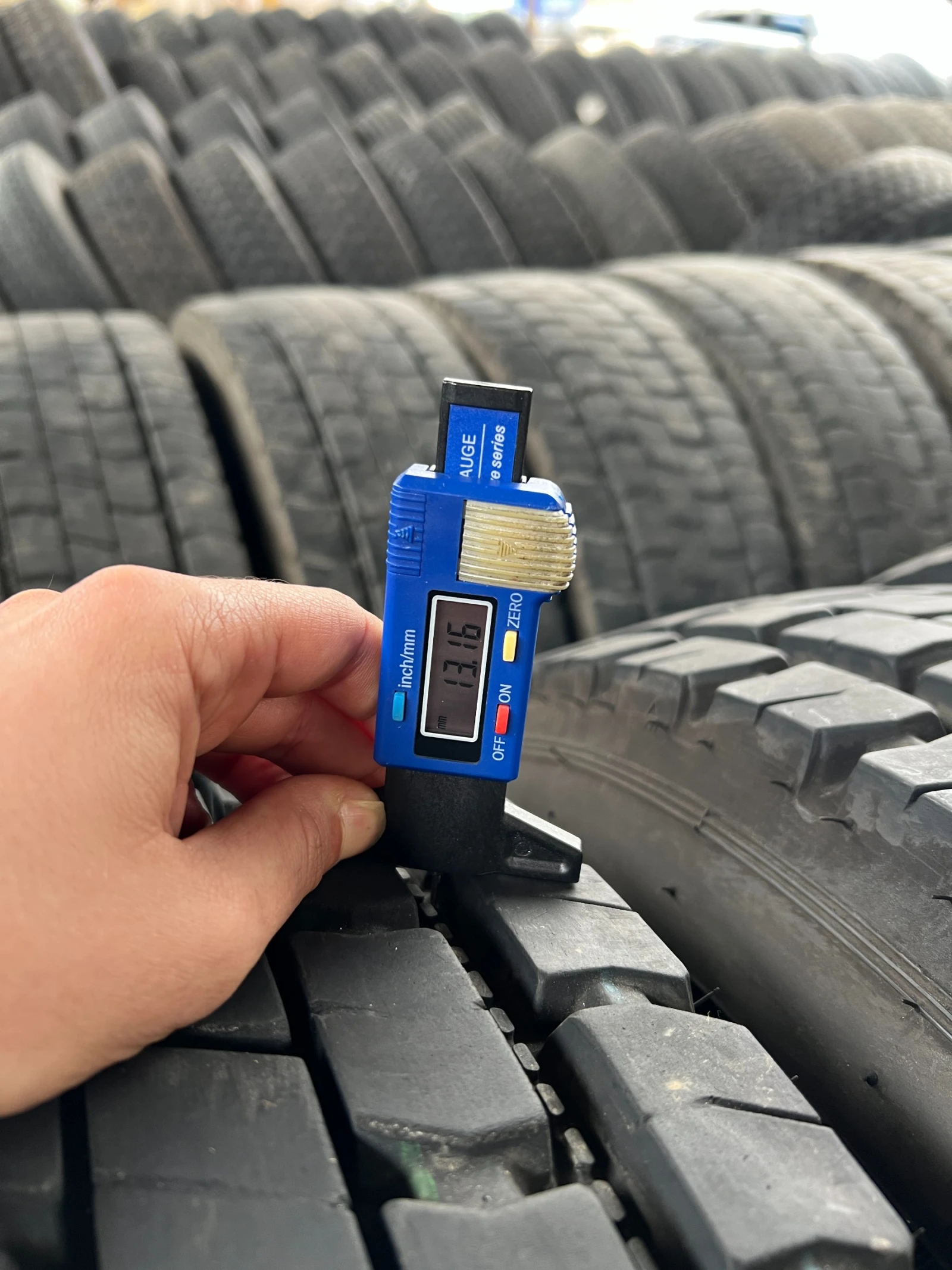 ���� 235/85R17.5 | Mobile.bg � ����������� 6