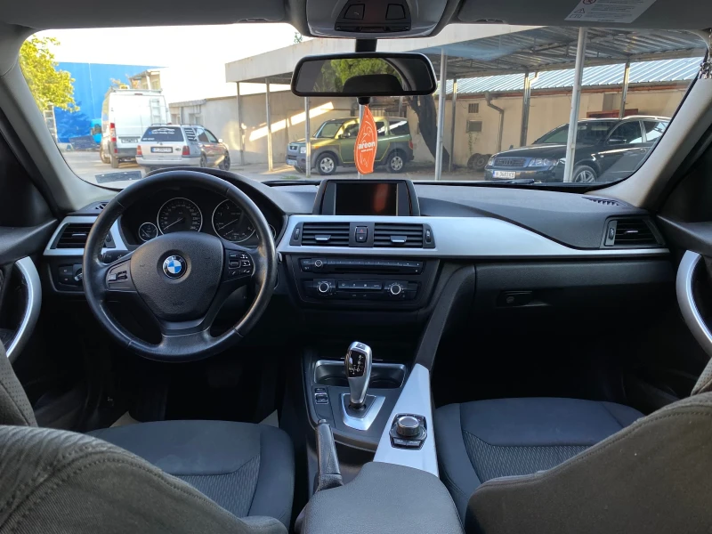 BMW 320 D * M-Packet* , снимка 10 - Автомобили и джипове - 46979028