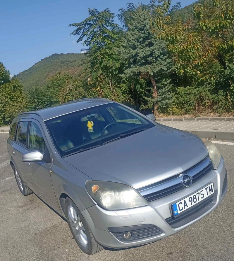 Opel Astra 1.7Cdti, снимка 1 - Автомобили и джипове - 48308970