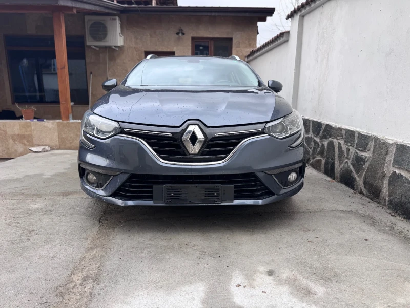 Renault Megane 1.5 DCI, снимка 3 - Автомобили и джипове - 48355580