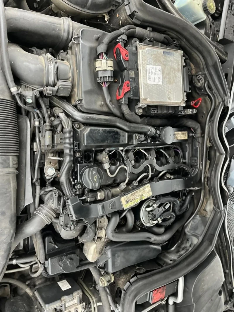 Mercedes-Benz E 250, снимка 17 - Автомобили и джипове - 49710029