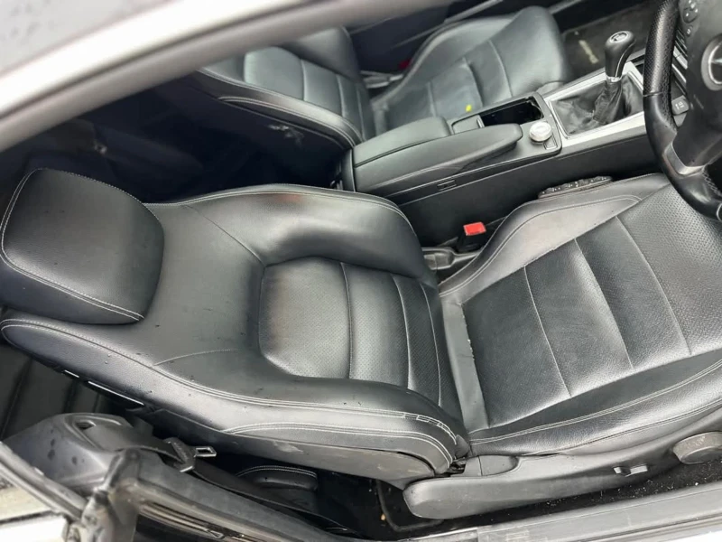 Mercedes-Benz E 250, снимка 11 - Автомобили и джипове - 49710029