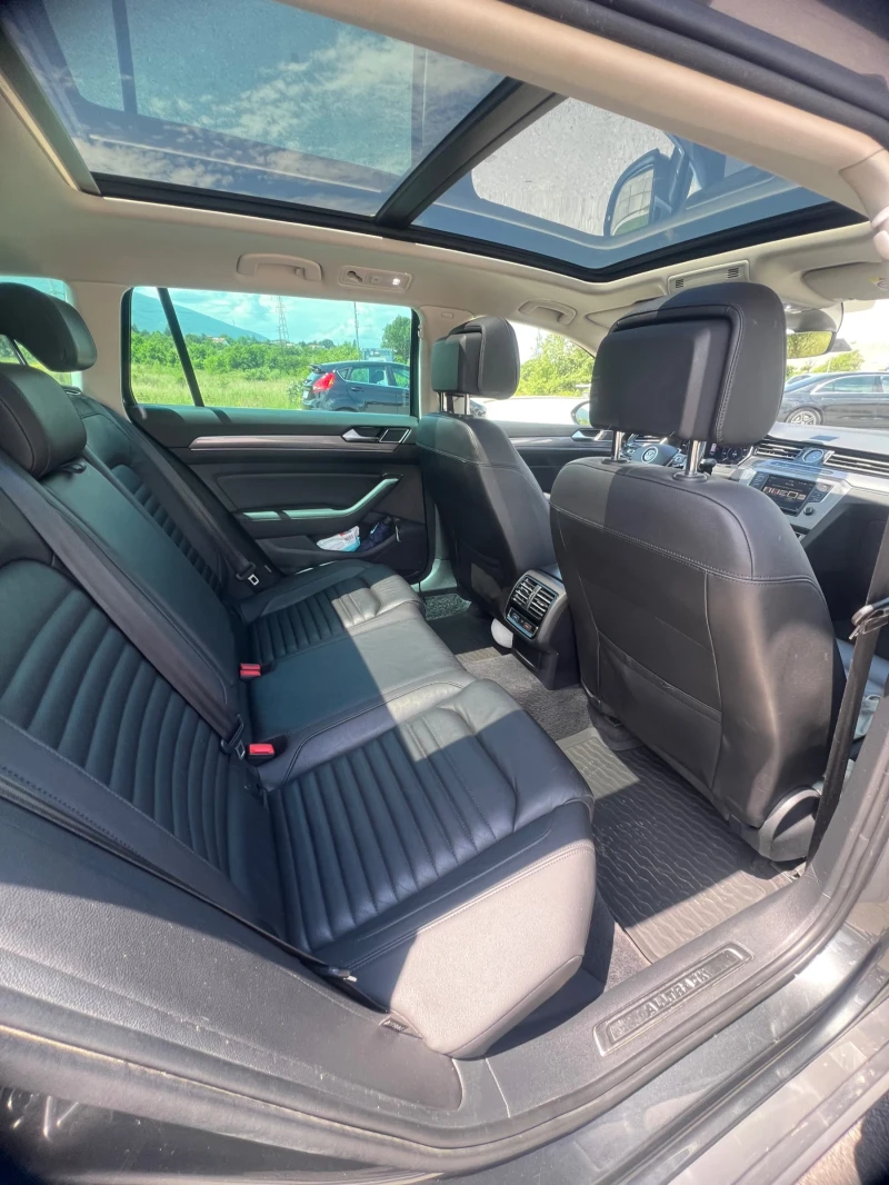 VW Passat Alltrack / 360 / ParkPilot / Massage /, снимка 8 - Автомобили и джипове - 50992823