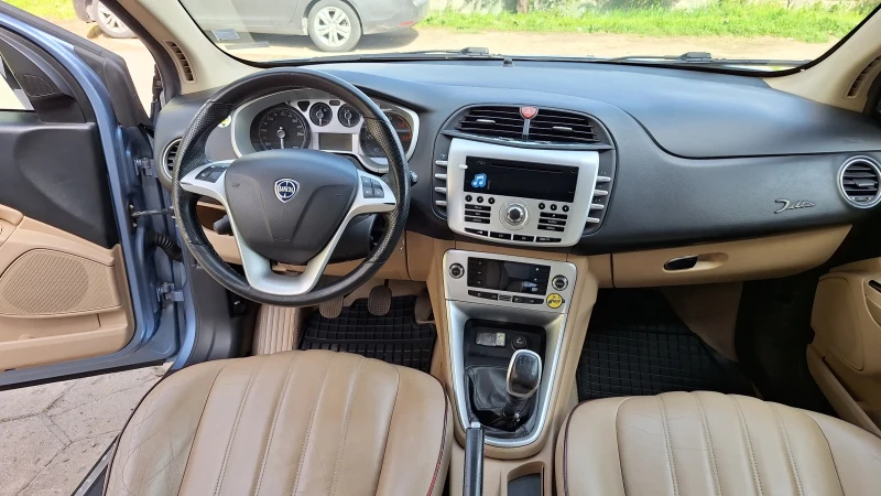 Lancia Delta 1.6 JTD Multijet , снимка 9 - Автомобили и джипове - 50568236