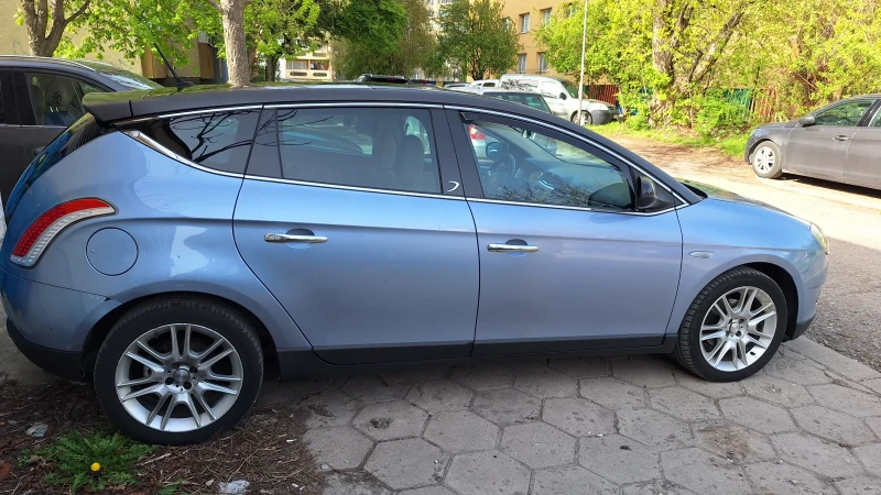 Lancia Delta 1.6 JTD Multijet , снимка 2 - Автомобили и джипове - 50568236