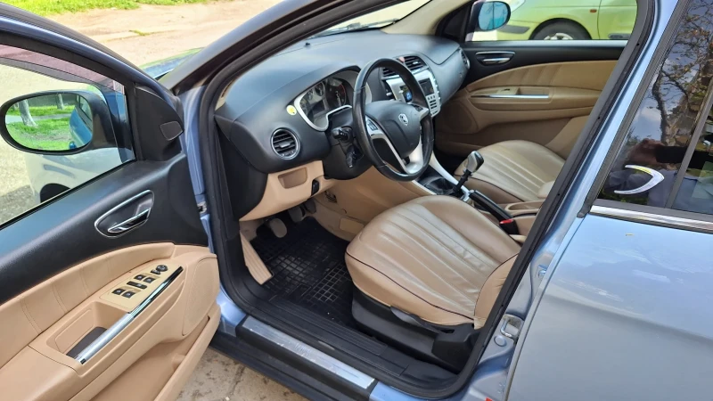 Lancia Delta 1.6 JTD Multijet , снимка 5 - Автомобили и джипове - 50568236