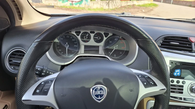 Lancia Delta 1.6 JTD Multijet , снимка 7 - Автомобили и джипове - 50568236