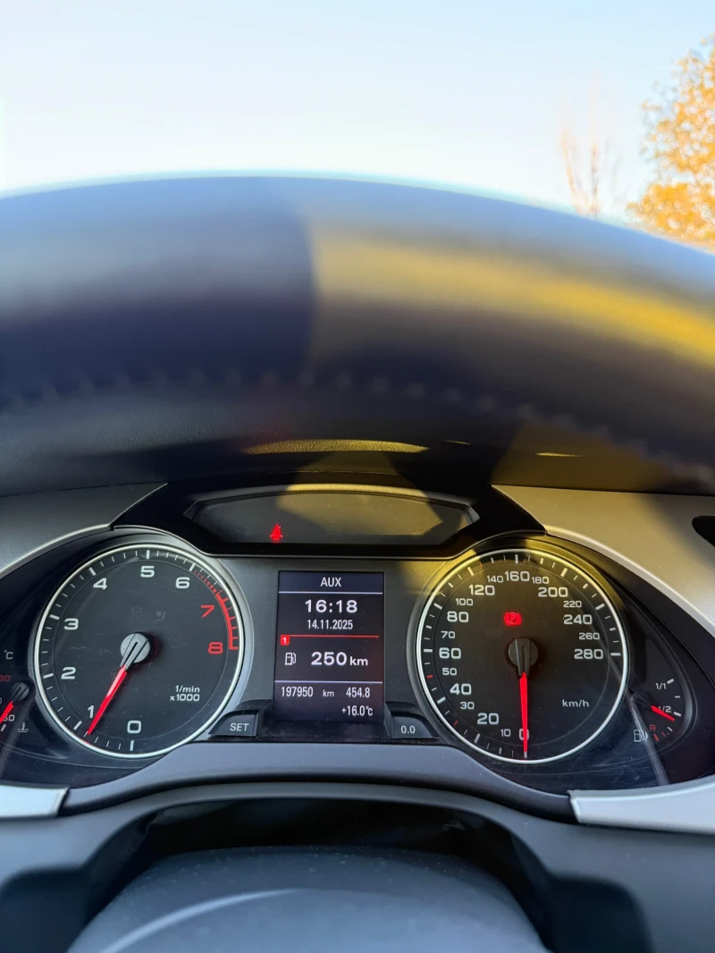 Audi A4 1.8 TFSI, снимка 7 - Автомобили и джипове - 53344981