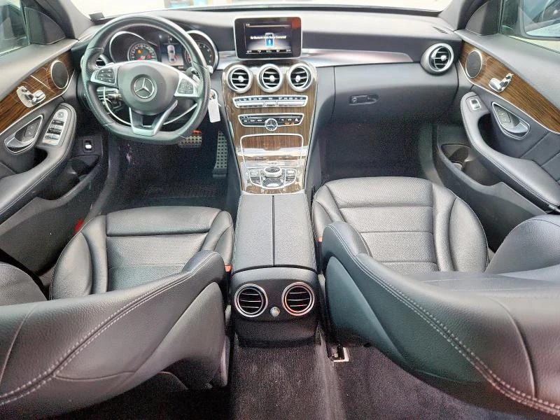 Mercedes-Benz C 300  - изображение 9