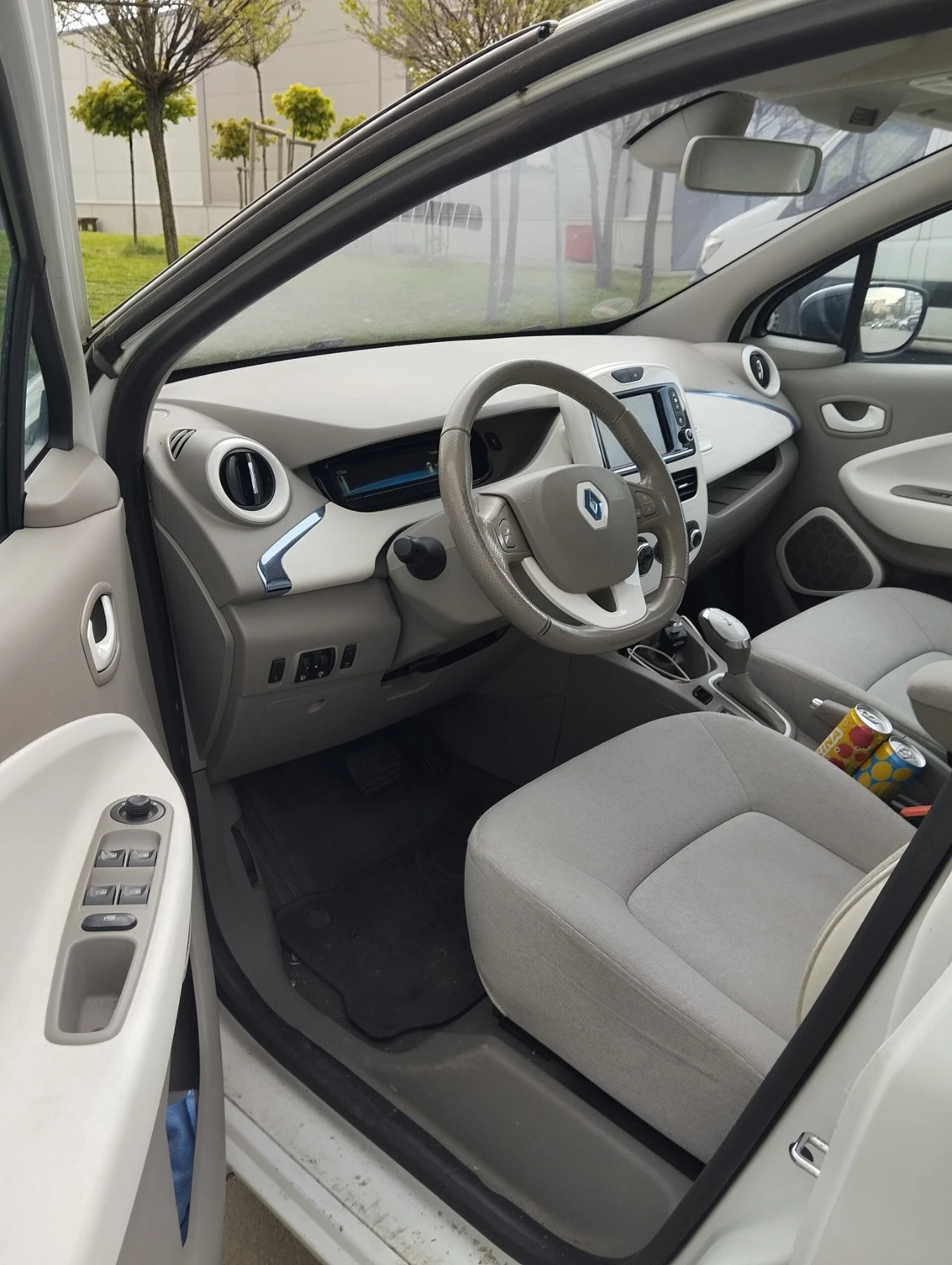 Renault Zoe  - изображение 7