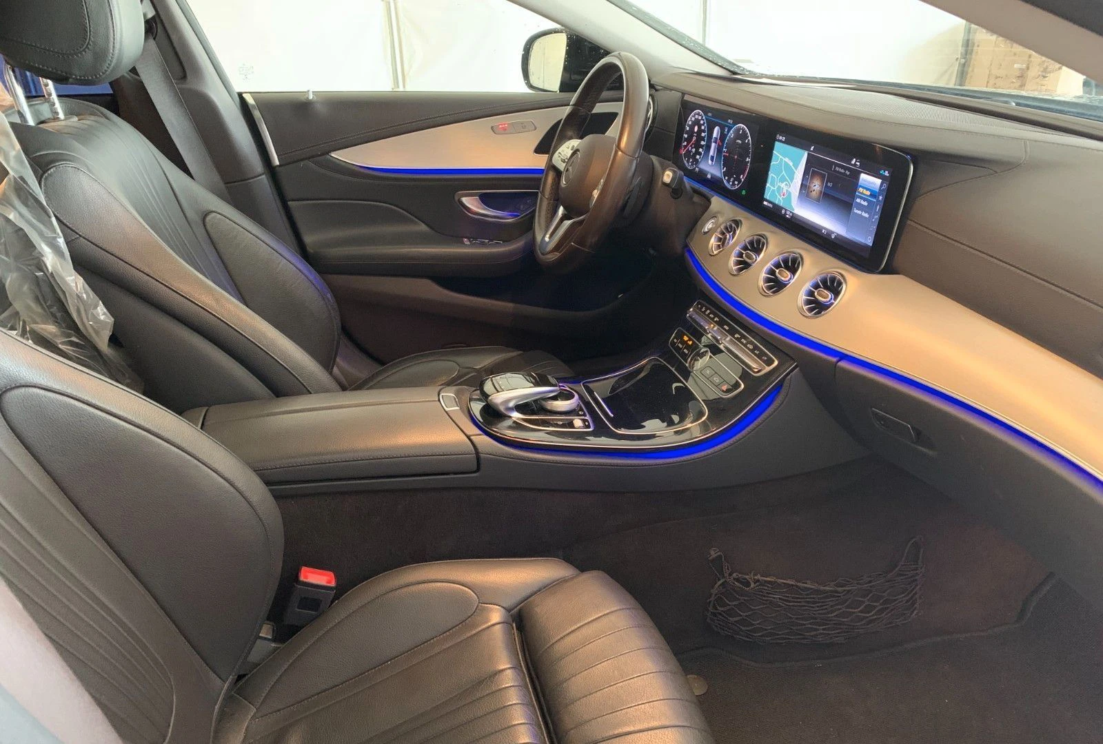 Mercedes-Benz CLS 350 4MATIC/286HP/AMG/MULTIBEAM/PANO/360/NAVI/AMBI/445v - изображение 9