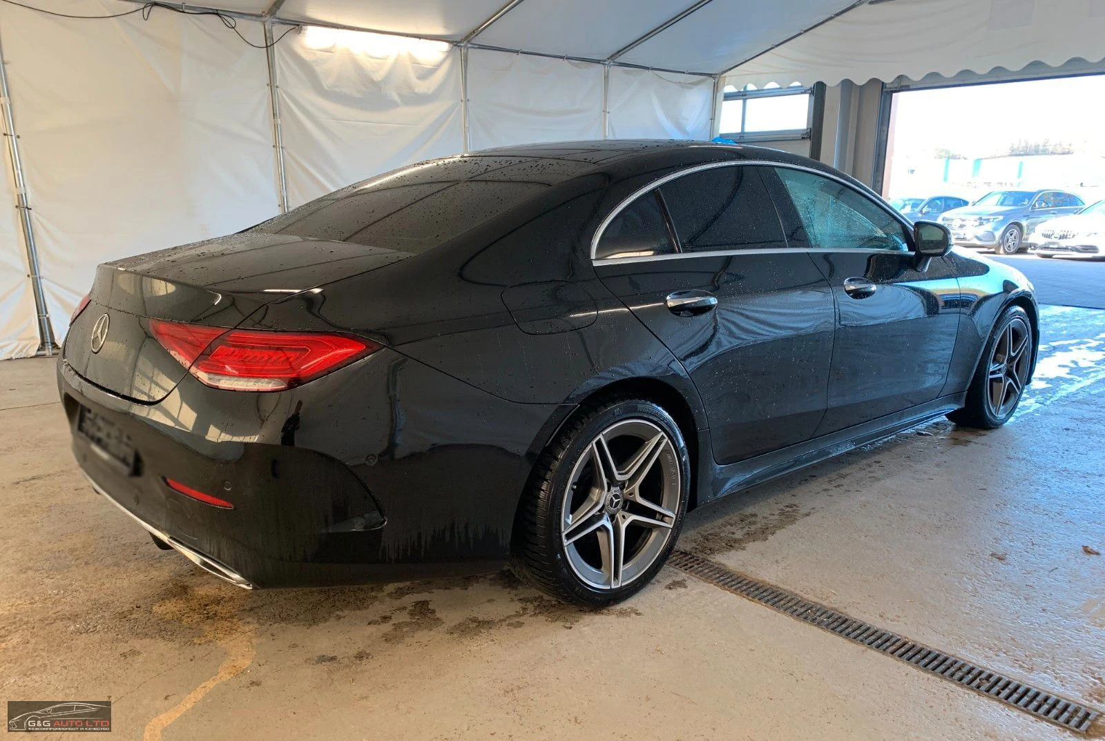 Mercedes-Benz CLS 350 4MATIC/286HP/AMG/MULTIBEAM/PANO/360/NAVI/AMBI/445v - изображение 4
