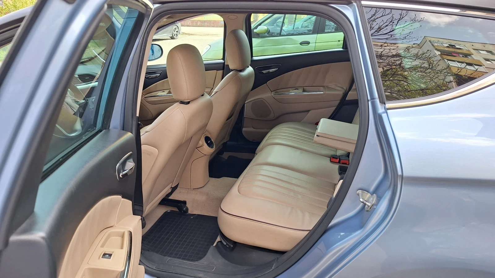 Lancia Delta 1.6 JTD Multijet  - изображение 6