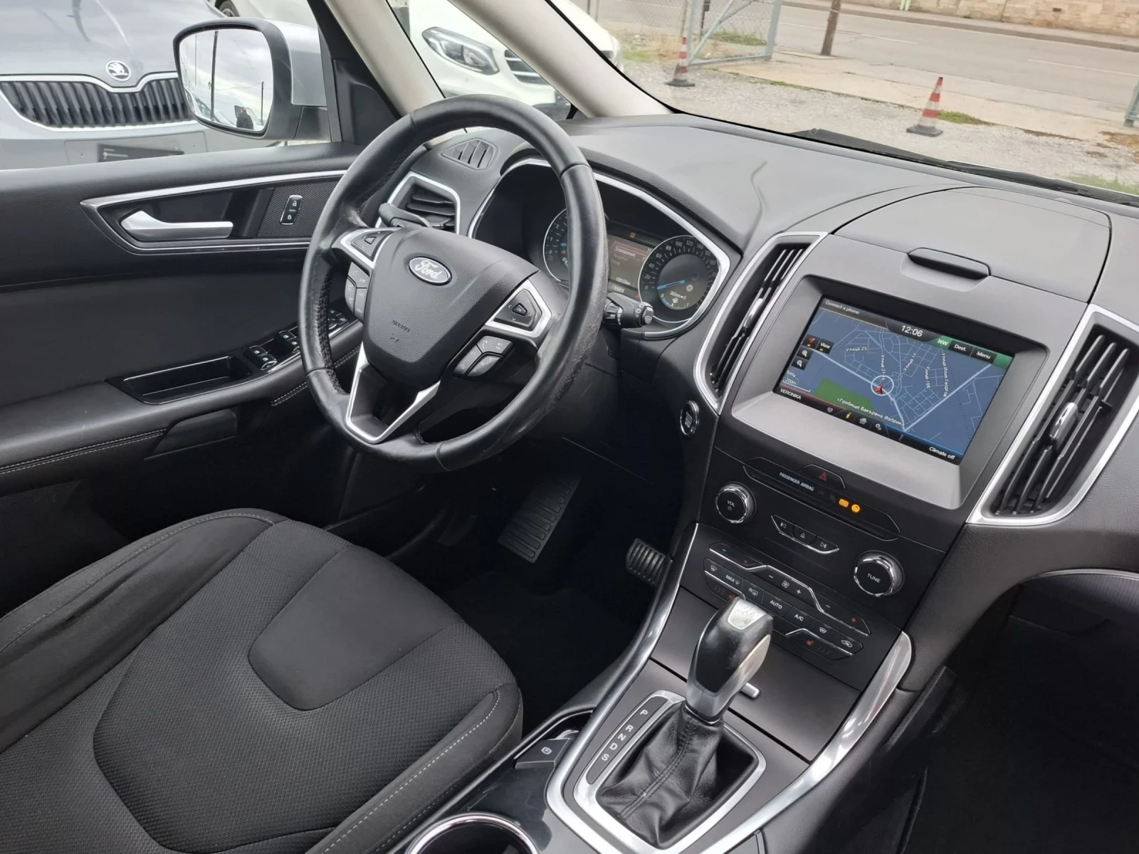 Ford S-Max 2.0 TDCI/180кс/Key-start-stop Автомат/4х4/7 места - изображение 8