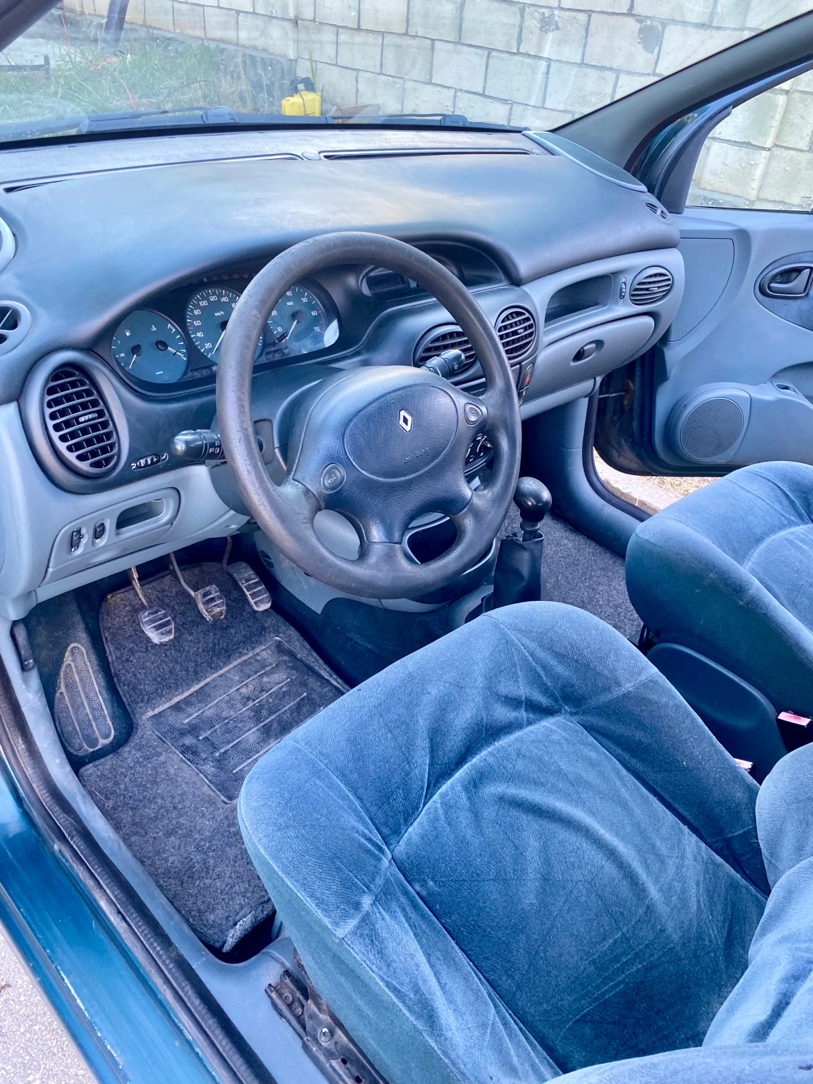 Renault Megane 1.6 | Mobile.bg   4