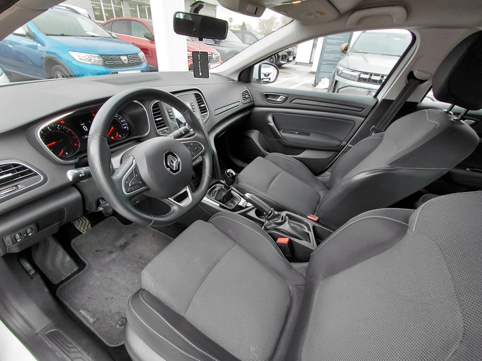 Renault Megane 1.0TCe/115�.�/Life | Mobile.bg � ����������� 13