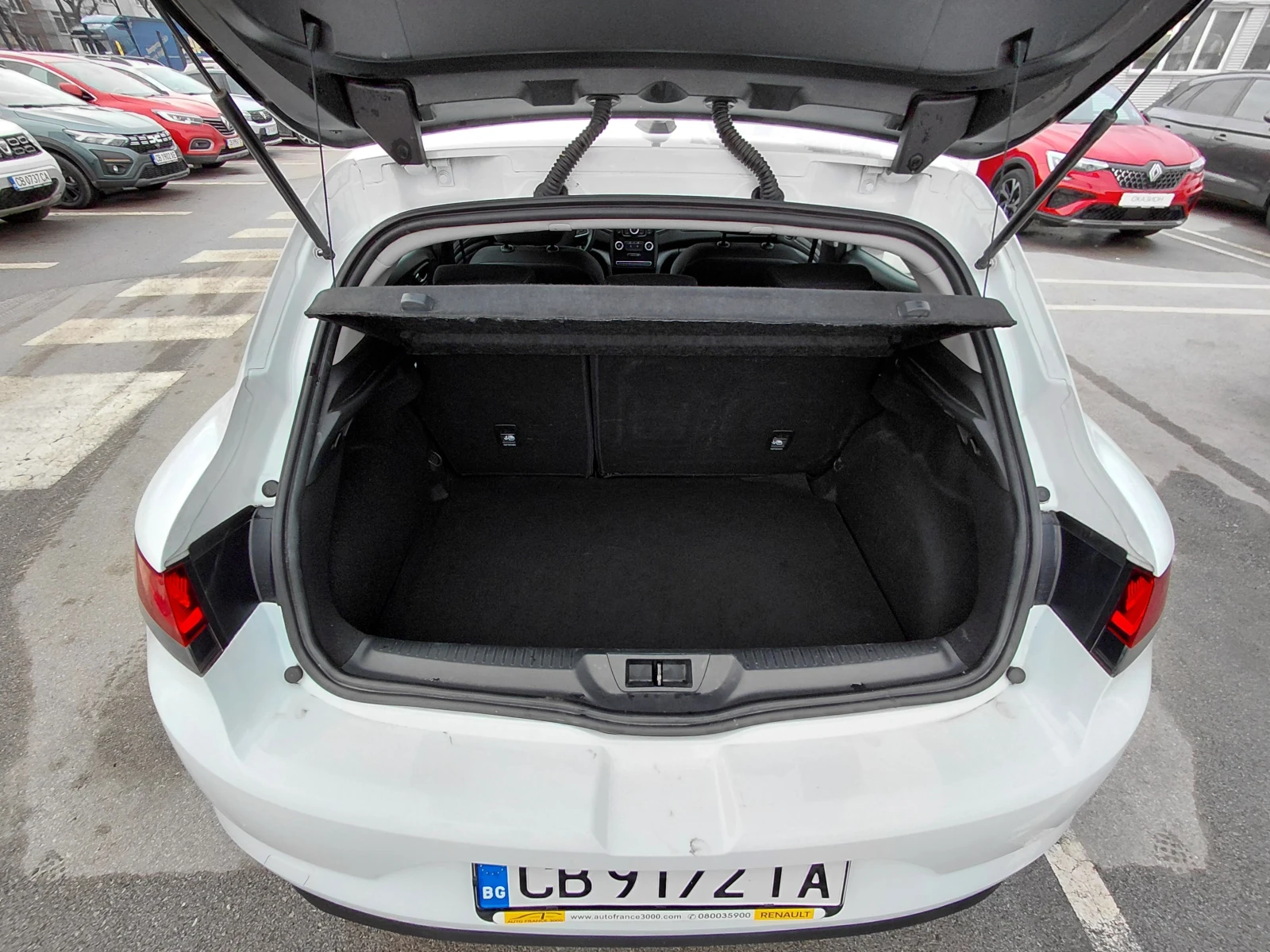 Renault Megane 1.0TCe/115�.�/Life | Mobile.bg � ����������� 16