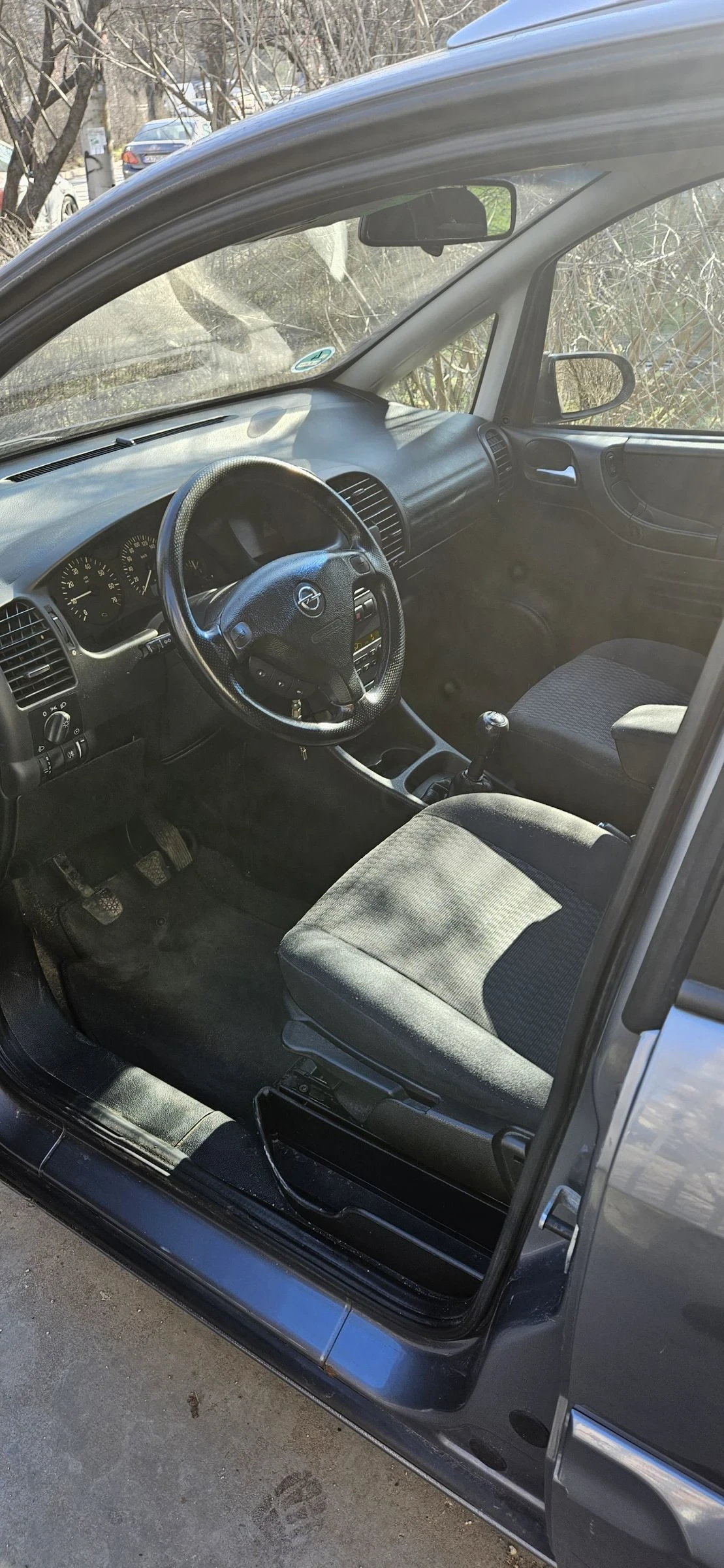 Opel Zafira, снимка 6 - Автомобили и джипове - 53663571