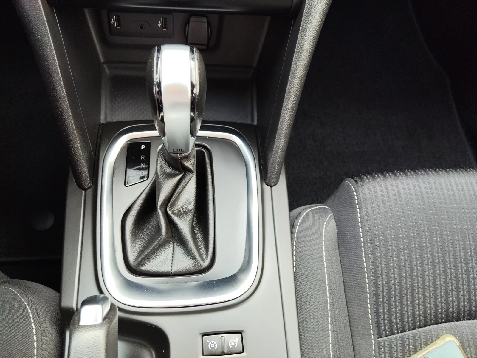 Renault Megane 1, 5dci 110ps AUTOMATIC, снимка 14 - Автомобили и джипове - 53710085