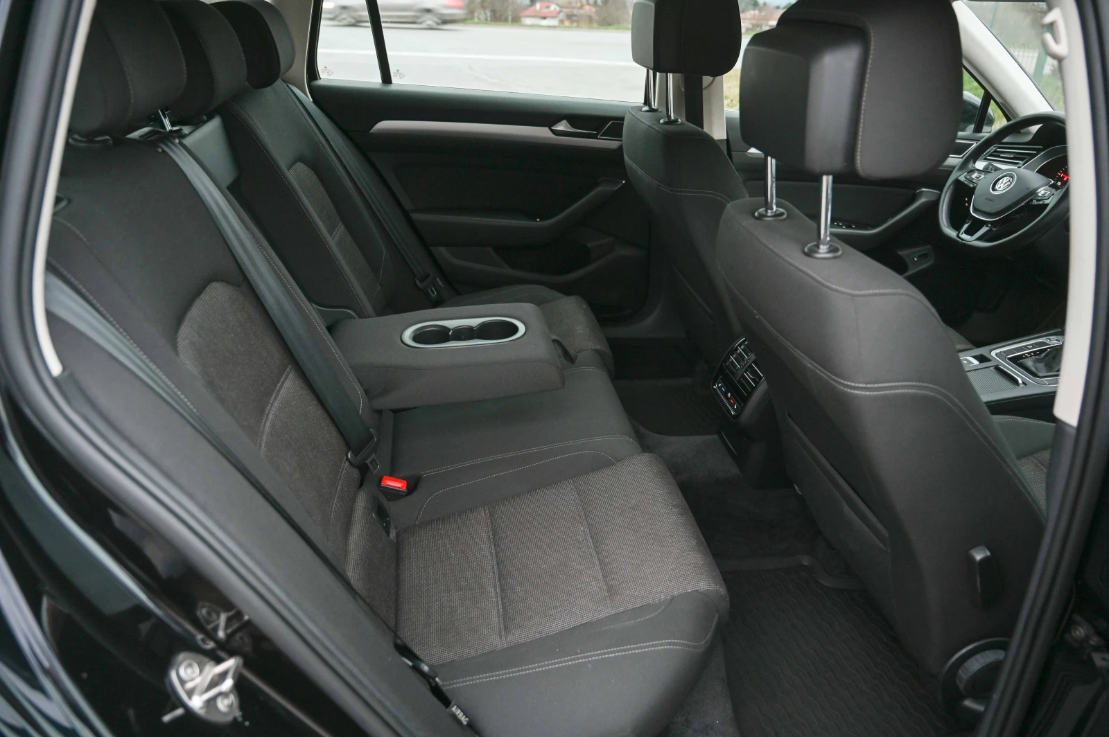 VW Passat 2.0TDI* Comfortline* Germany, снимка 10 - Автомобили и джипове - 53923018