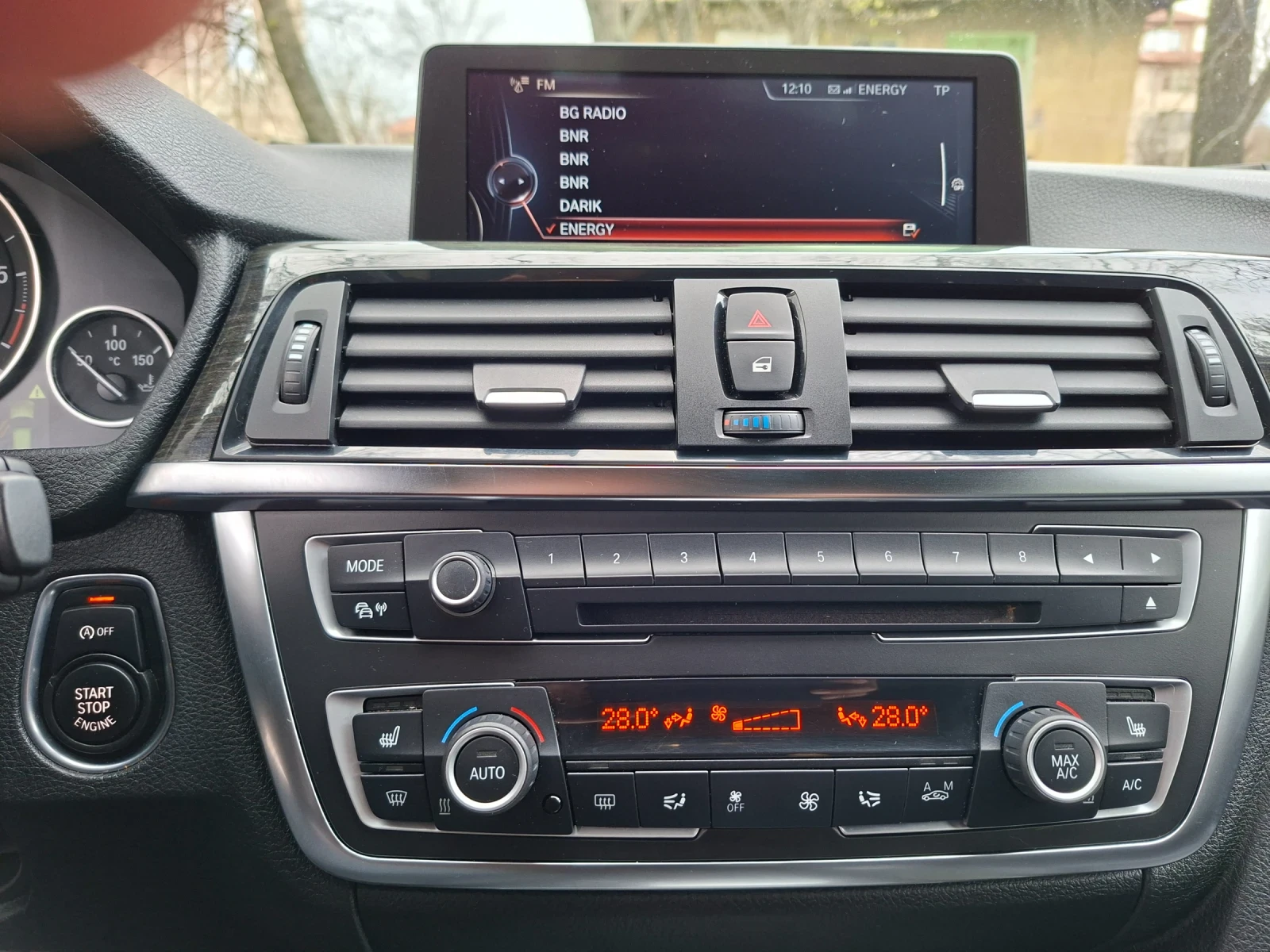 BMW 320, снимка 7 - Автомобили и джипове - 54156304