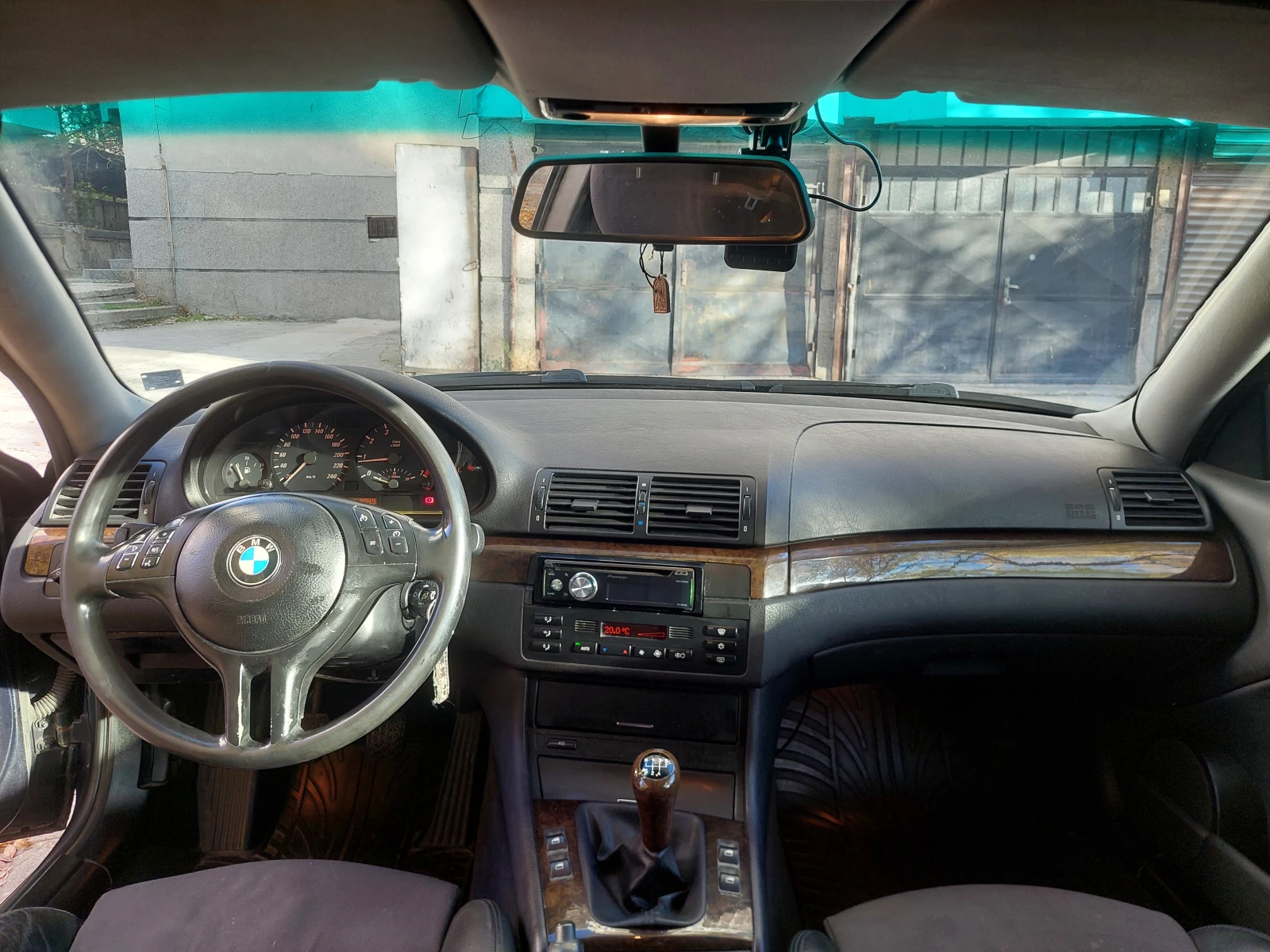 BMW 320 2.0ci LPG, снимка 8 - Автомобили и джипове - 54163859