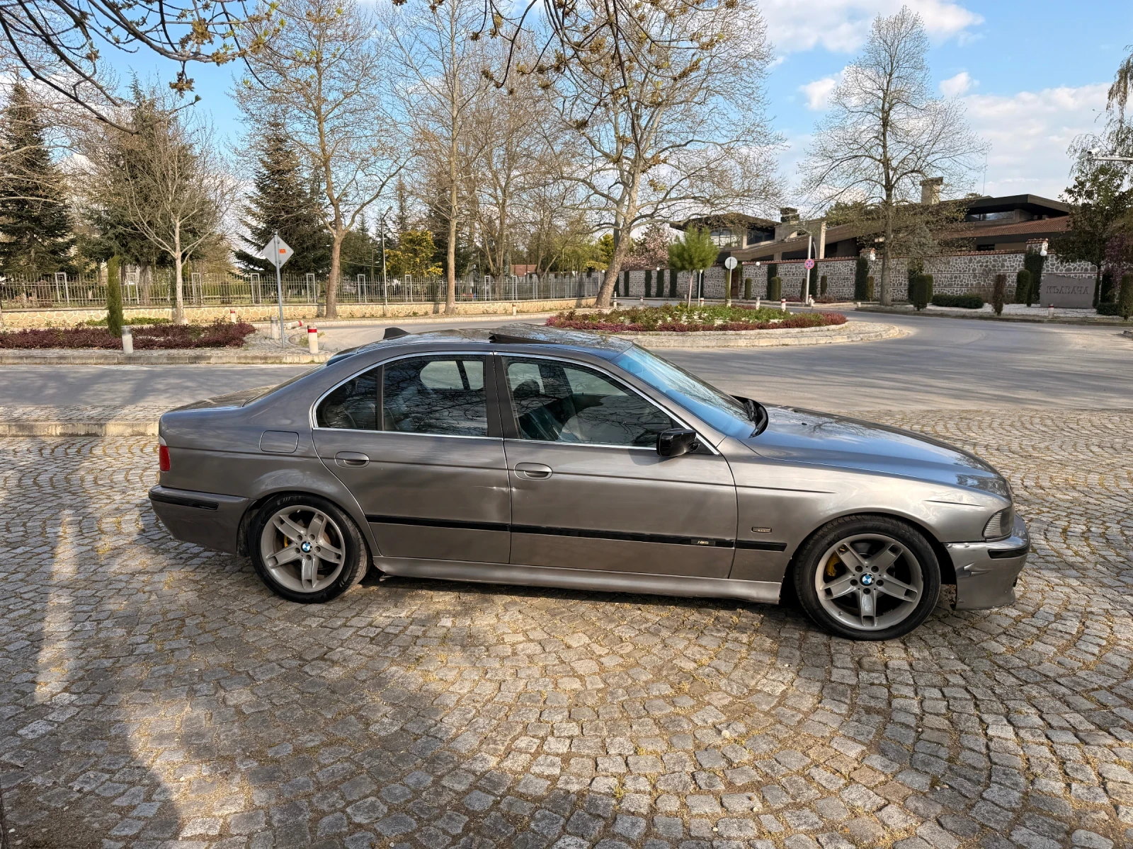 BMW 520, снимка 3 - Автомобили и джипове - 54246734