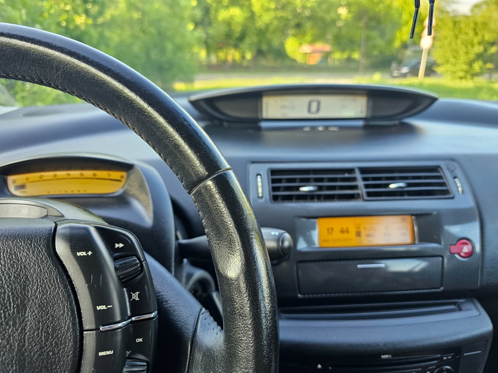 Citroen C4, снимка 11 - Автомобили и джипове - 54606261