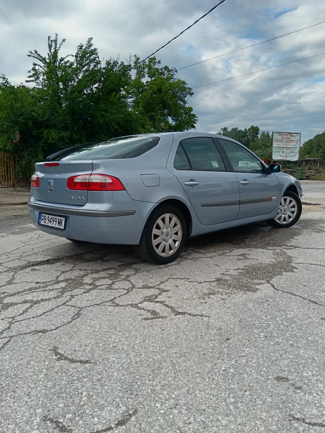 Renault Laguna 1.8i газ климатроник , снимка 6 - Автомобили и джипове - 54634631