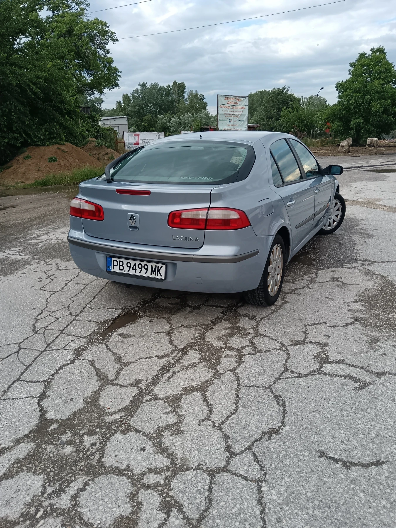 Renault Laguna 1.8i газ климатроник , снимка 7 - Автомобили и джипове - 54634631