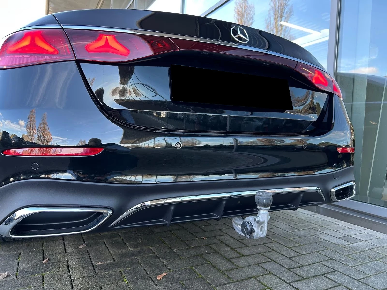 Mercedes-Benz E 220 d / AMG / DISTONIC / MEMORY / , снимка 4 - Автомобили и джипове - 54818714