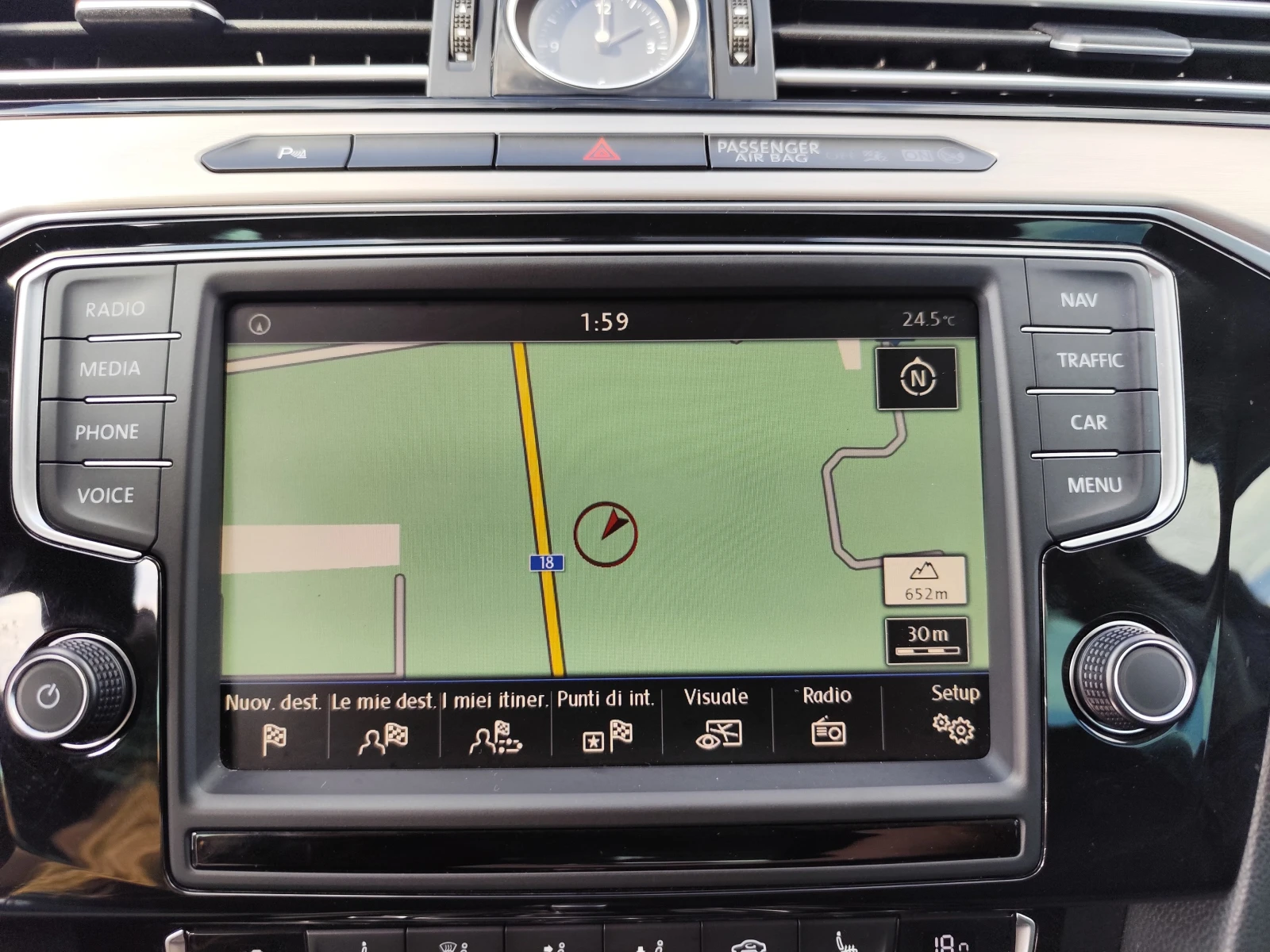 VW Passat 2.0TDi* LED* NAVI* AВТОМАТИК* EURO 6B* , снимка 9 - Автомобили и джипове - 55257900