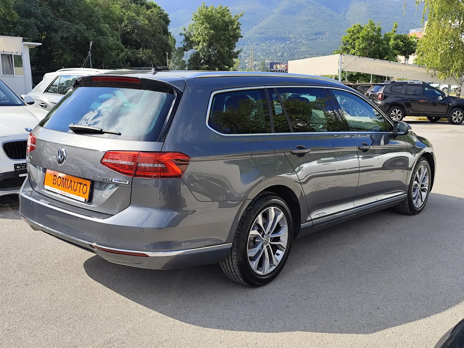 VW Passat 2.0TDi* LED* NAVI* AВТОМАТИК* EURO 6B* , снимка 4 - Автомобили и джипове - 55257900