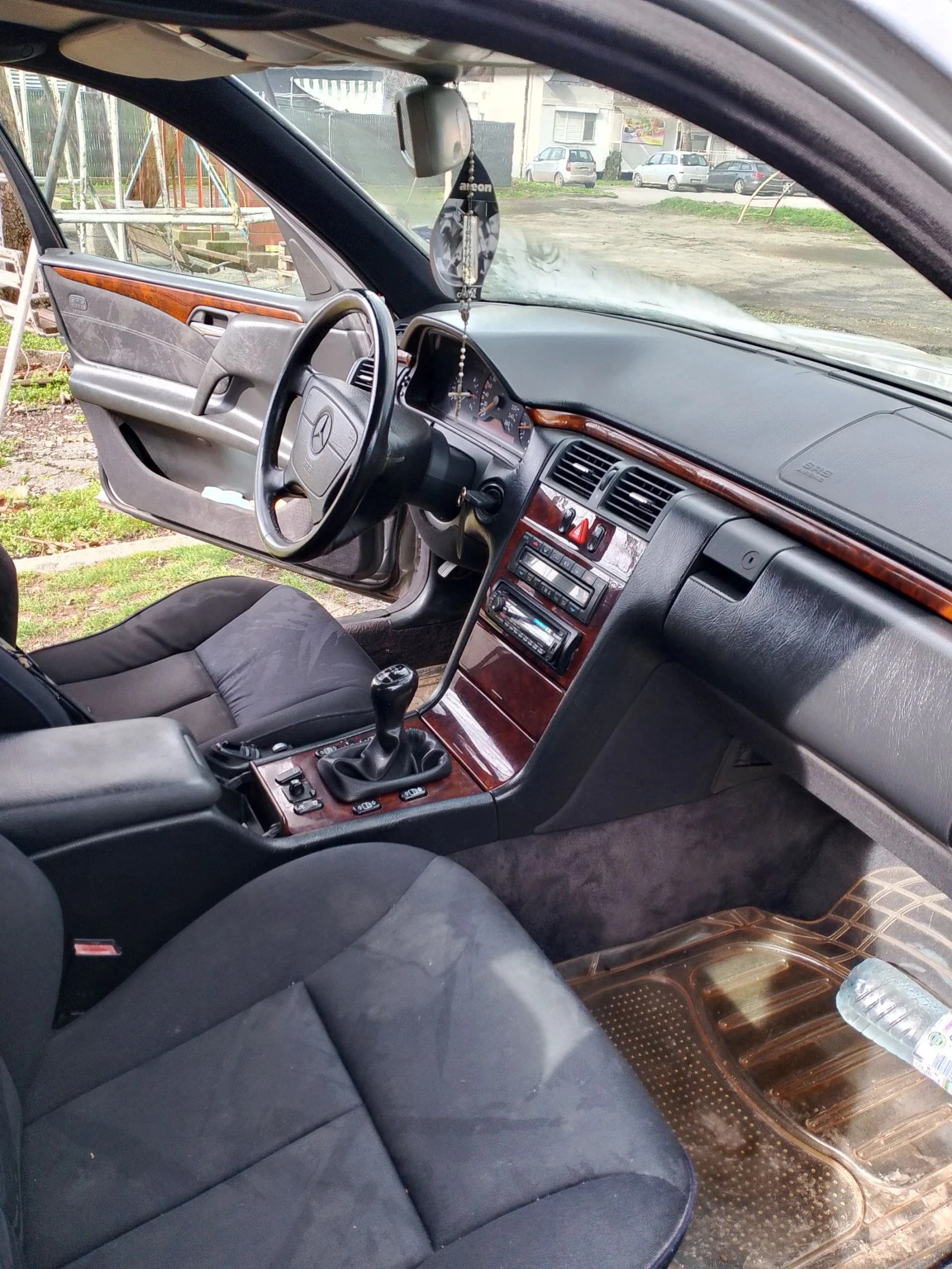 Mercedes-Benz E 250 | Mobile.bg � ����������� 9
