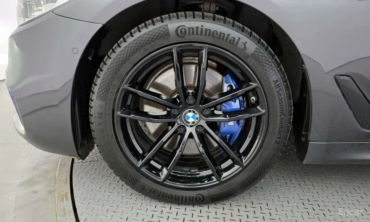 BMW 530 530i M Sport Package Plus * ФИНАНСИРАНЕ, снимка 5 - Автомобили и джипове - 55565752