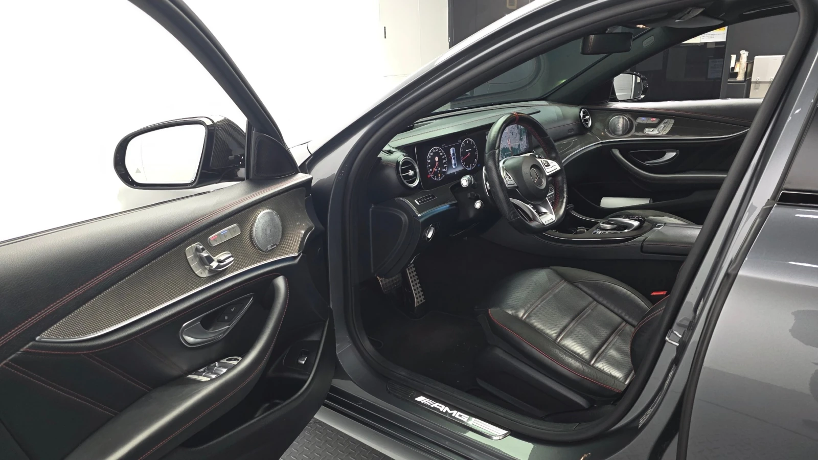 Mercedes-Benz C 43 AMG 4Matic, снимка 8 - Автомобили и джипове - 55742281