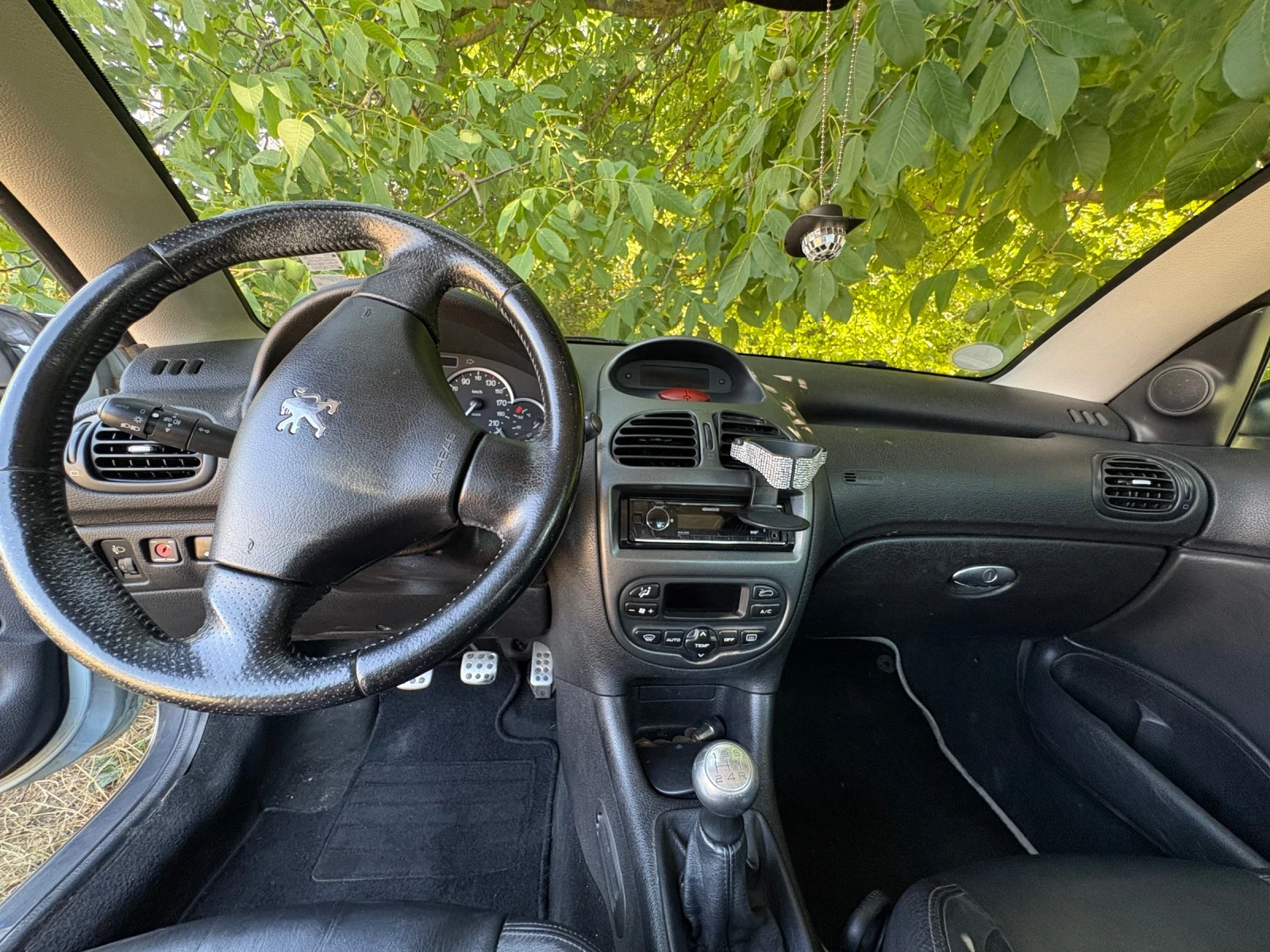 Peugeot 206, снимка 9 - Автомобили и джипове - 55993633