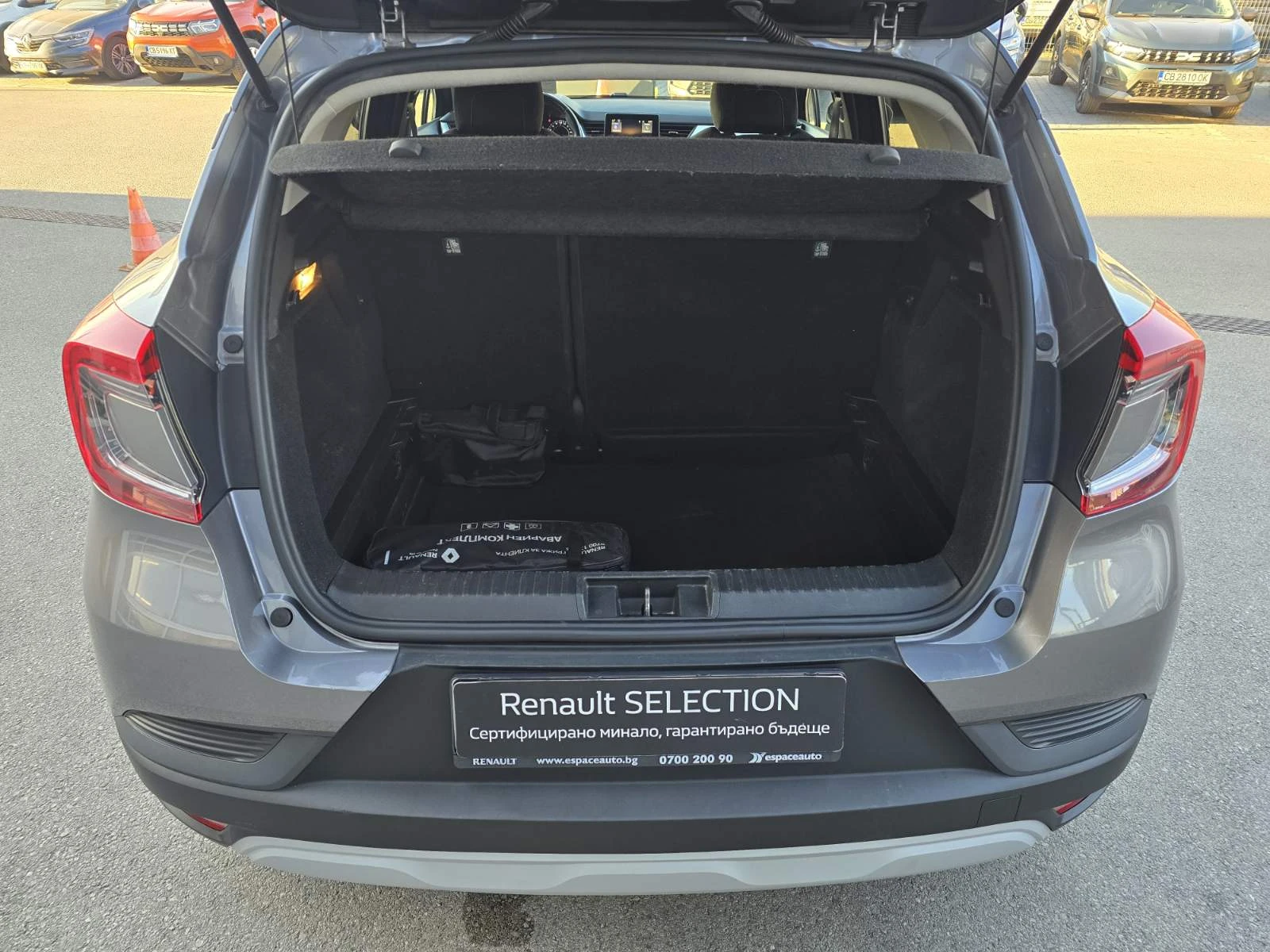 Renault Captur 1.0 TCe 90 Stop&Start LPG, снимка 15 - Автомобили и джипове - 56256101