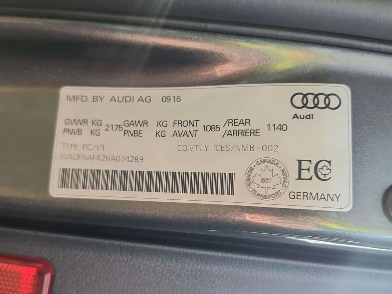 Audi A4 2.0T * TECHNIK * QUATTRO * CARFAX * , снимка 16 - Автомобили и джипове - 56351468