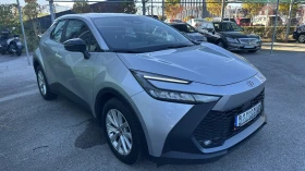 Toyota C-HR 1.8 Hybrid Гаранция, снимка 2