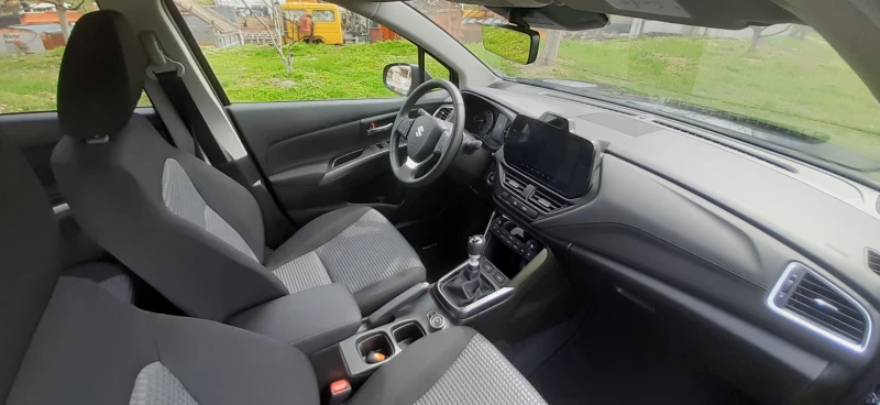 Suzuki SX4 S-Cross бензин/електричество, снимка 8 - Автомобили и джипове - 52066848