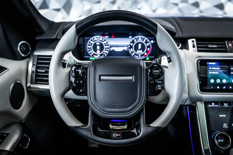 Land Rover Range Rover Sport SVR * Meridian* Pano, снимка 11 - Автомобили и джипове - 52245061