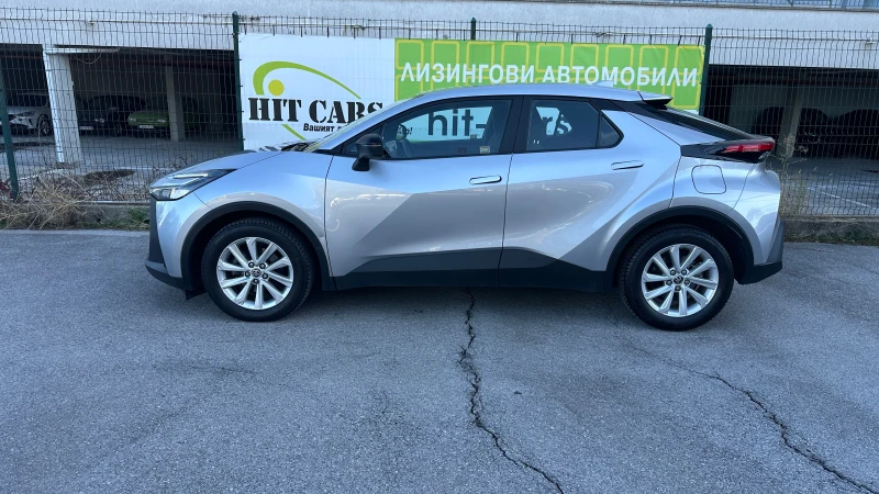 Toyota C-HR 1.8 Hybrid Гаранция, снимка 4 - Автомобили и джипове - 52249142