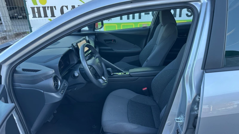 Toyota C-HR 1.8 Hybrid Гаранция, снимка 8 - Автомобили и джипове - 52249142