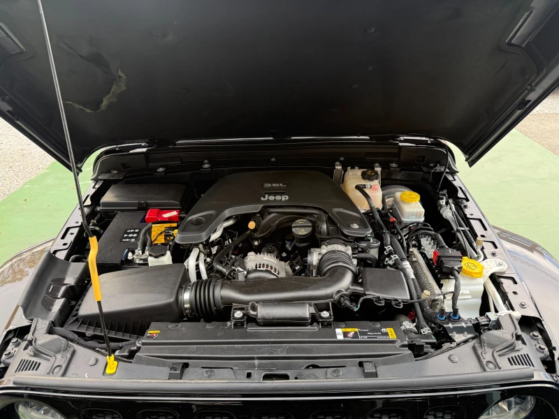 Jeep Wrangler UNLIMITED 3.6, снимка 17 - Автомобили и джипове - 52310747