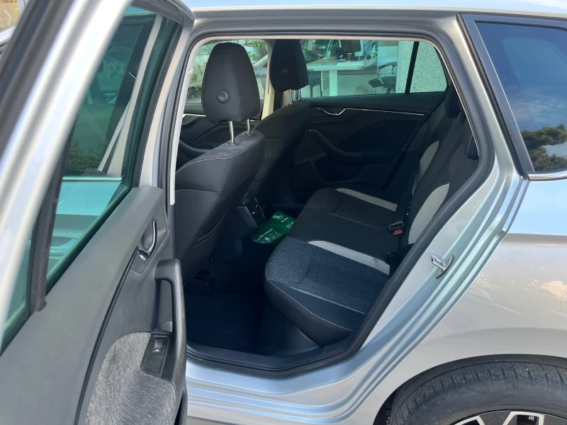 Skoda Kamiq 1.0 TSI, снимка 5 - Автомобили и джипове - 52330595