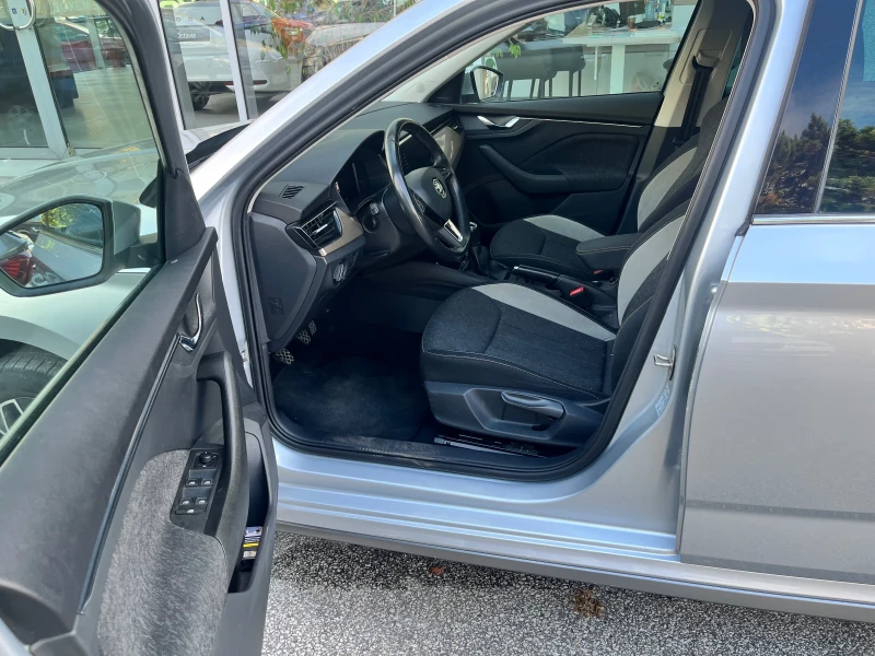 Skoda Kamiq 1.0 TSI, снимка 6 - Автомобили и джипове - 52330595