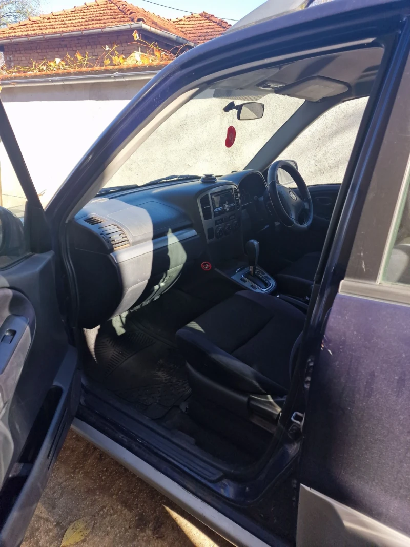 Suzuki Grand vitara Джип , снимка 7 - Автомобили и джипове - 52421418