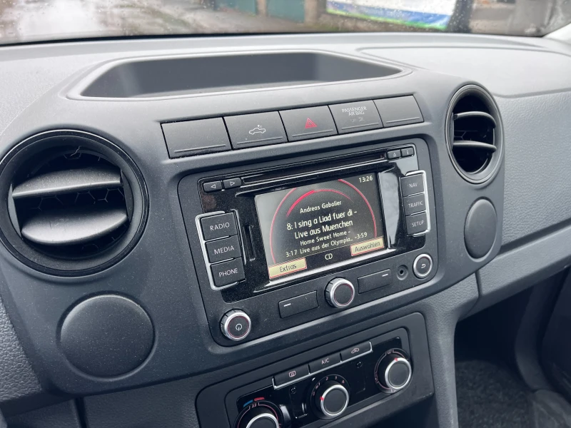 VW Amarok 2.0TDI-4X4-180кс., снимка 13 - Автомобили и джипове - 52900770