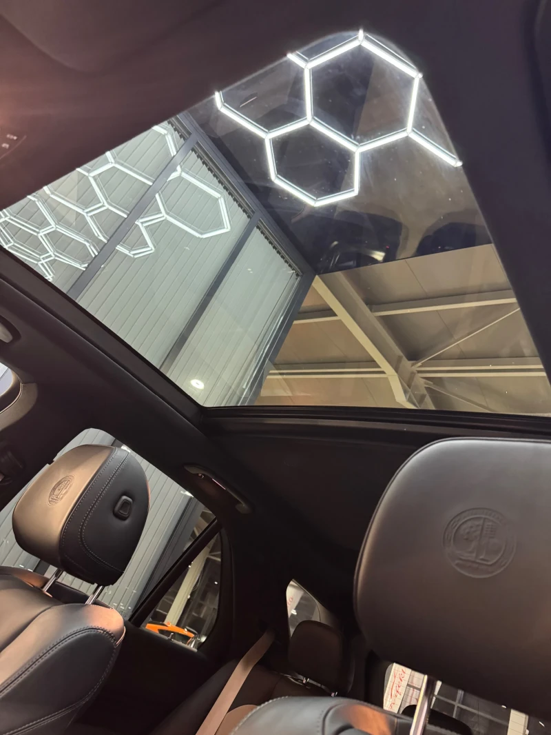 Mercedes-Benz GLE 63 S AMG 4 MATIC * FULL Екстри * BURMESTER * Панорама * , снимка 16 - Автомобили и джипове - 52939240